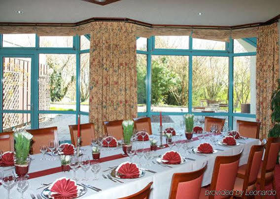 Gaestehaus Fernblick บัดวิมพ์เฟิน ร้านอาหาร รูปภาพ